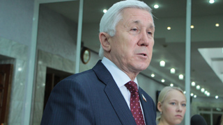 Депутаты не одобрили езду «Тойоты» с Капкаевым по встречке