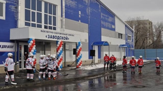 «Единая Россия» раскритиковала областную власть за ФОК в Заводском