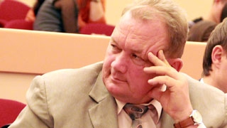 Синичкин выступил против «политически безграмотного» расформирования Саратовского района