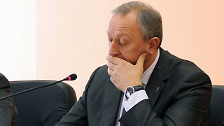 Губернатор Радаев стал более информационно закрытым