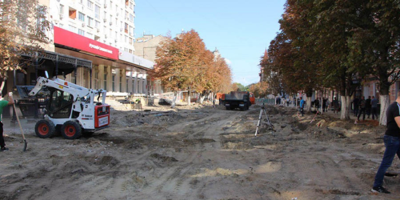 «Дорожный контроль» нашел проблемные участки на проспекте Кирова Саратова