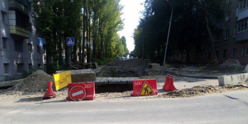Коммунальщики не успели закончить ремонт на Тверской в заявленный срок