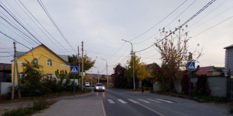 На улице Мостовой появились знаки пешеходного перехода