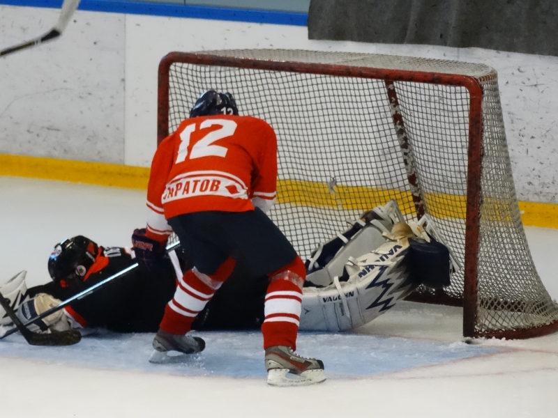 В Саратове открылся сезон НХЛ