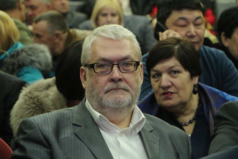 Вячеслав Володин напомнил Алексею Щербакову о набранных правительством кредитах