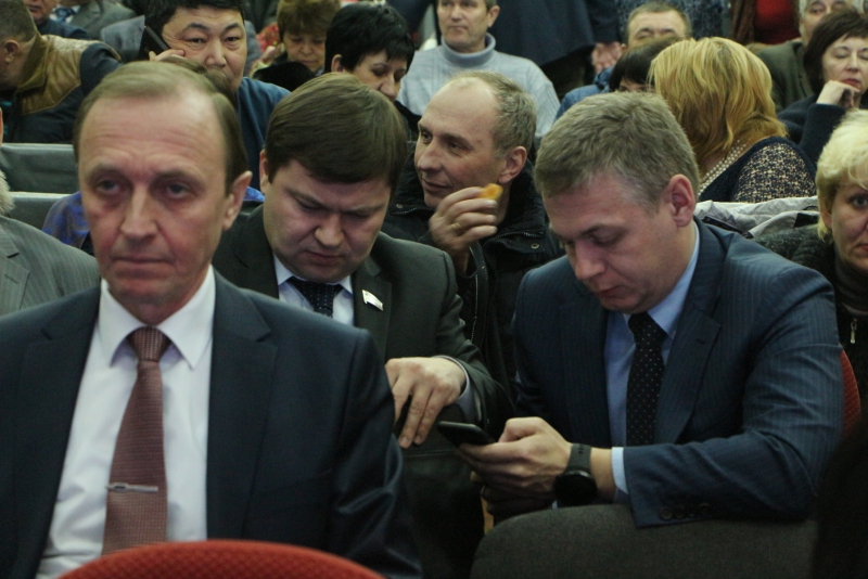 Вячеслав Володин напомнил Алексею Щербакову о набранных правительством кредитах