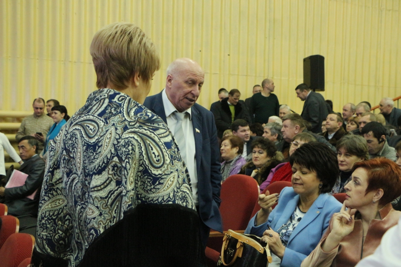 Вячеслав Володин напомнил Алексею Щербакову о набранных правительством кредитах