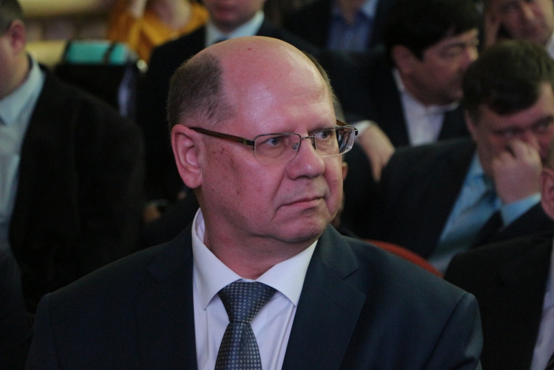 Вячеслав Володин напомнил Алексею Щербакову о набранных правительством кредитах