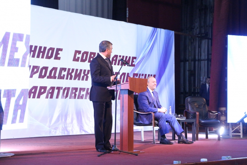 Вячеслав Володин напомнил Алексею Щербакову о набранных правительством кредитах