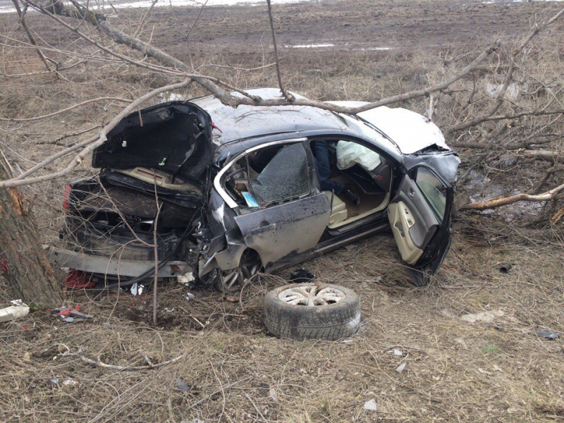 Нетрезвый шофёр автомобиля Инфинити умер в ДТП в Балаковском районе