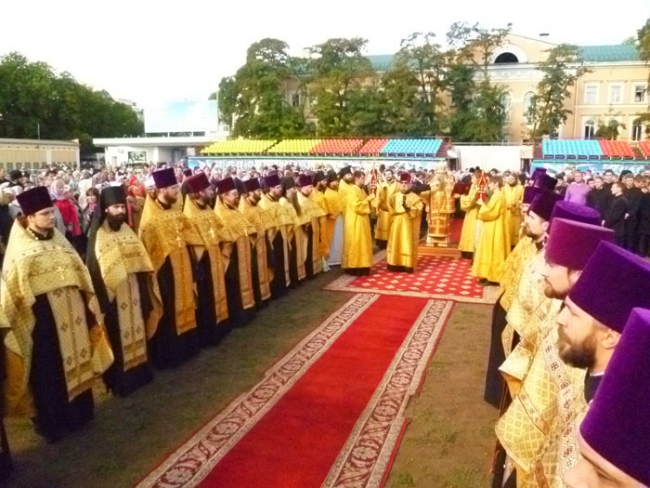 Митрополит Лонгин объяснил постройку «Динамо» «помрачением Родины»