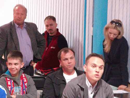 Перед «Кристаллом» поставлена задача на три ближайших матча