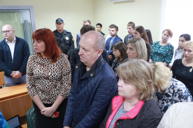 На приговор предпринимателю Миненкову в суд пришла группа поддержки из Общественной палаты