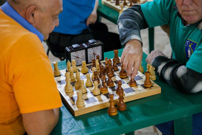 В Татищеве определились чемпионы по шахматам и шашкам среди пенсионеров