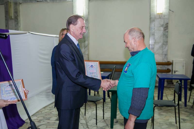 В Татищеве определились чемпионы по шахматам и шашкам среди пенсионеров