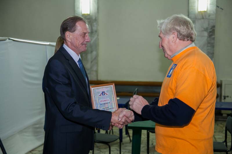 В Татищеве определились чемпионы по шахматам и шашкам среди пенсионеров