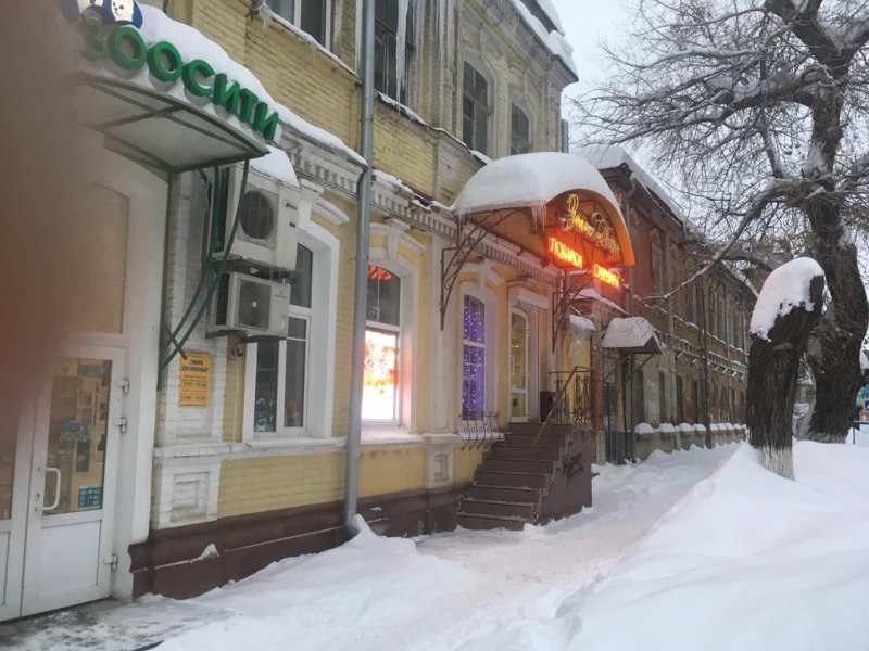 Главе Саратова внесли представление за сосульки и огромные сугробы