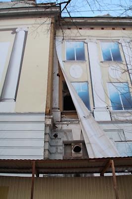 В школе 99 горит межэтажное перекрытие