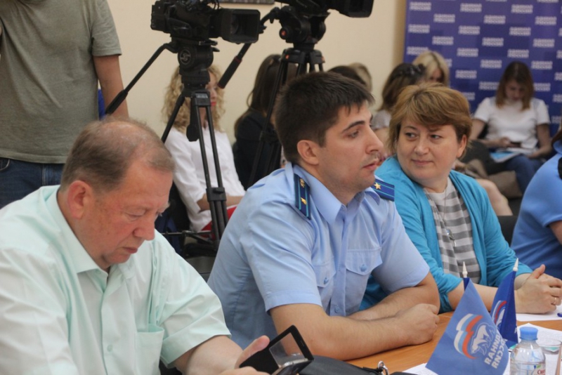 Полиция: В деструктивных сообществах в соцсетях состоят более 100 саратовских подростков