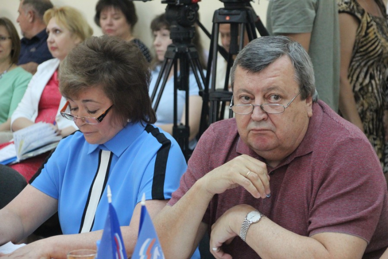 Полиция: В деструктивных сообществах в соцсетях состоят более 100 саратовских подростков