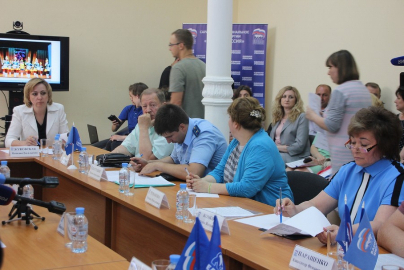 Полиция: В деструктивных сообществах в соцсетях состоят более 100 саратовских подростков