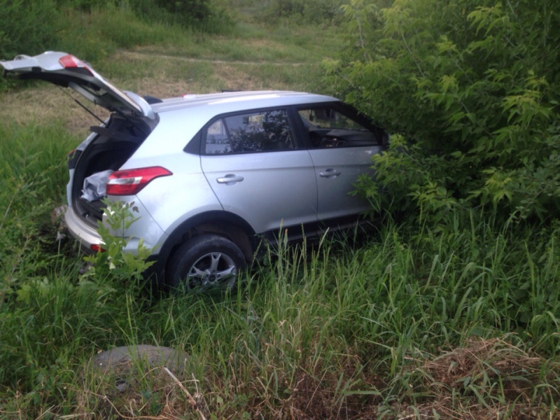 Около «Сити Молла» «Матиз» перевернулся от удара кроссовера. Видео