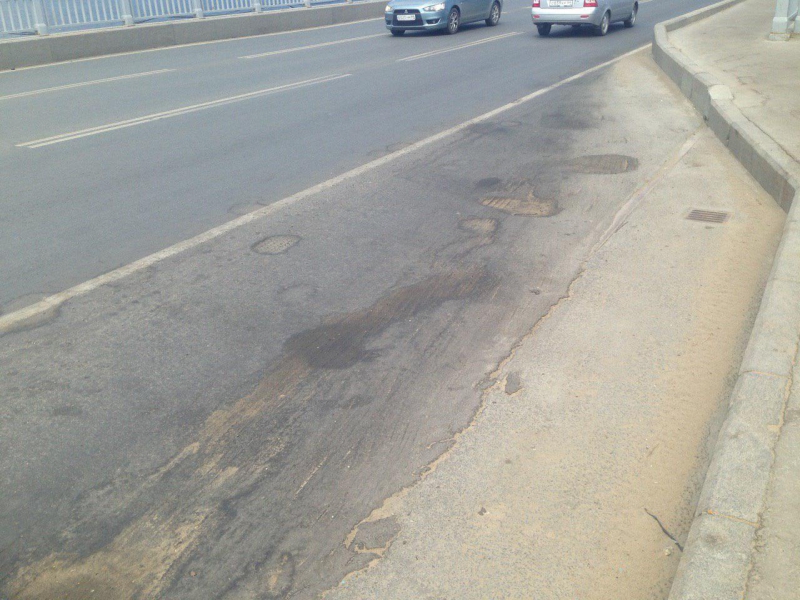 Водители возмущены состоянием стыков на мосту Саратов-Энгельс