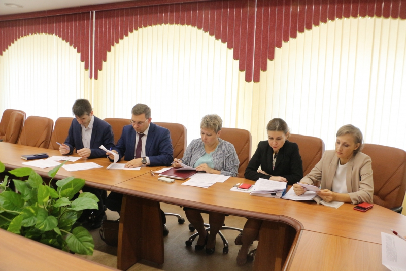 В мэрии выступили против обязанности расселять граждан в границах одного района