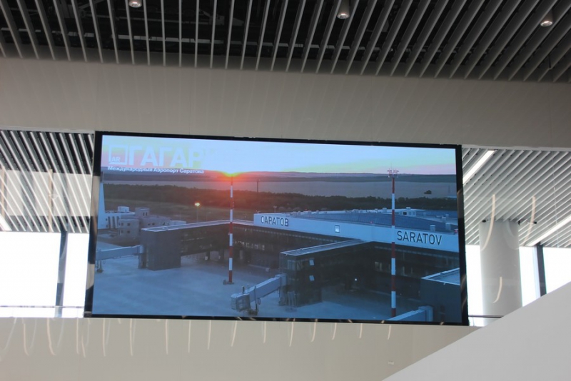 Губернатор проводил саратовцев в первый заграничный рейс из аэропорта Гагарин