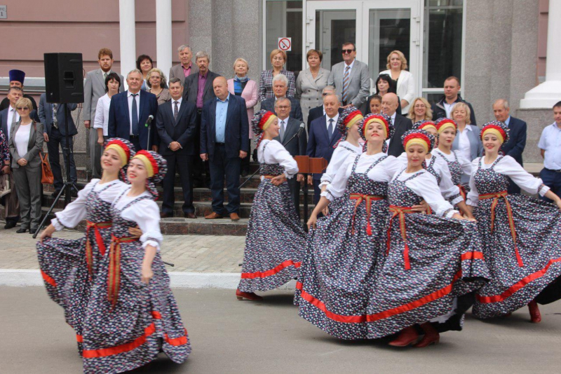 Радаев первокурсникам: «Регион нуждается в вас!»