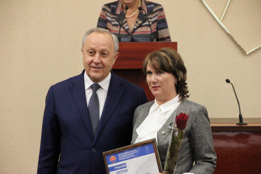 Радаев спросил у профсоюзного деятеля, где в регионе самые высокие зарплаты