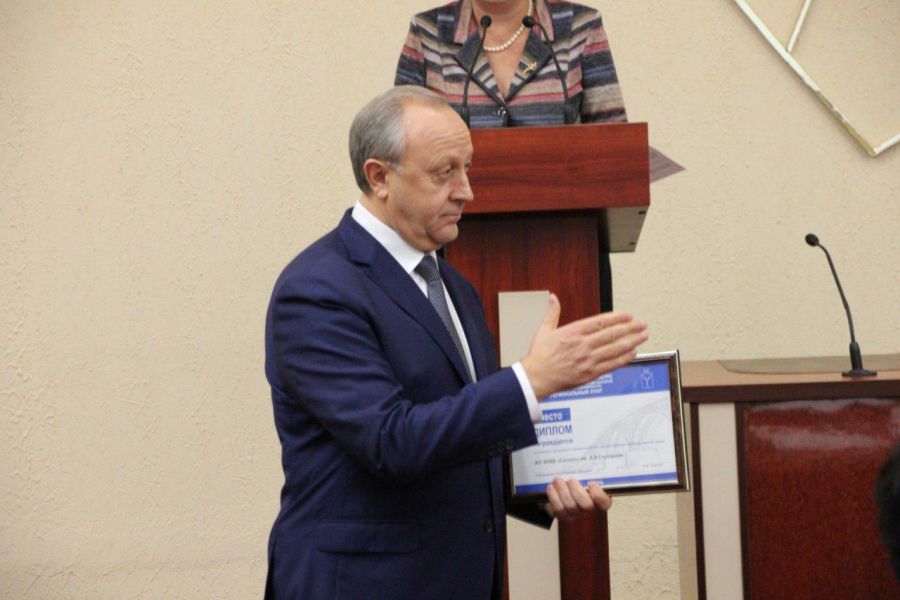 Радаев спросил у профсоюзного деятеля, где в регионе самые высокие зарплаты