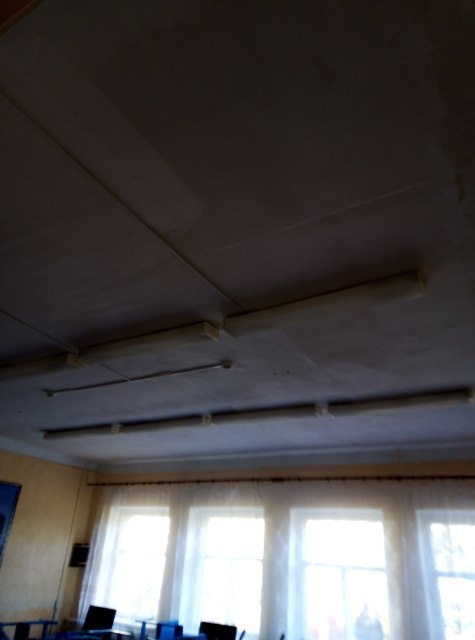 Школу в Новоузенске сравнили с помещением для скота