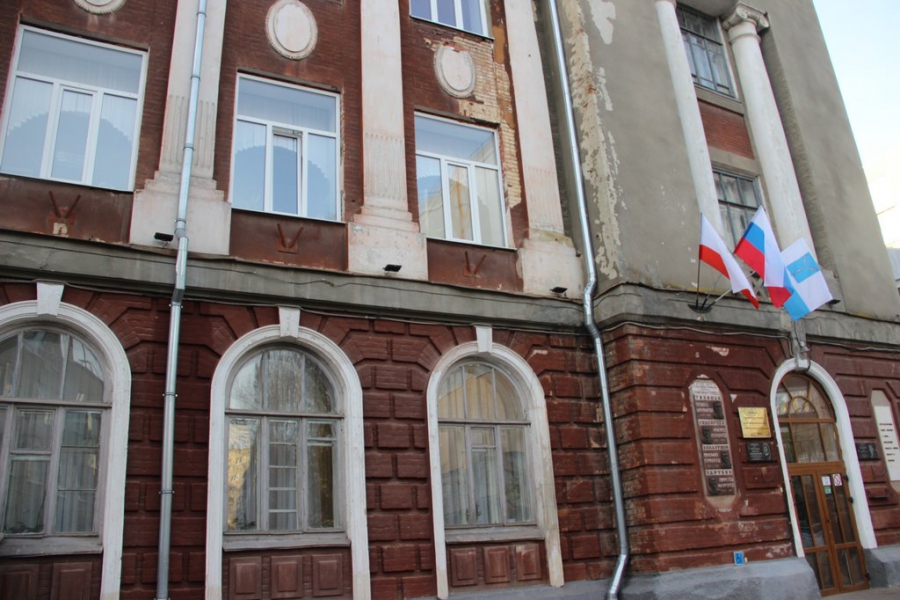 Володин намерен бороться за сохранение саратовской «школы героев»