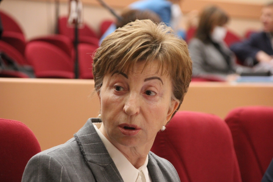 На заседании думы раскритиковали популисткое предложение о выплате всем саратовцам по 10 тысяч рублей