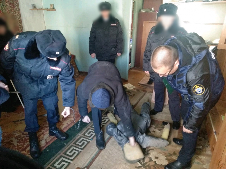 В Вольске 17-летний юноша катал труп убитого мужчины на санках. Вынесен приговор