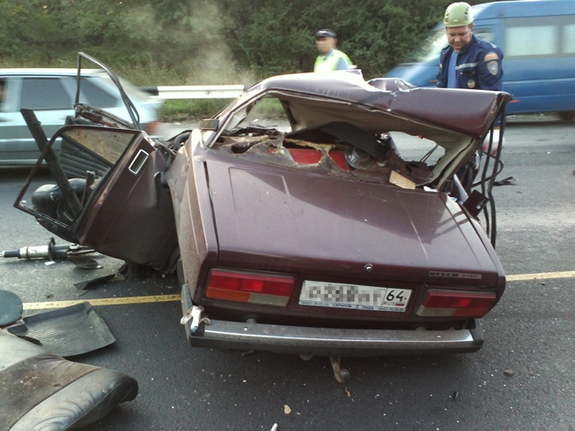 Младший лейтенант полиции и его невеста погибли в ДТП с автобусом