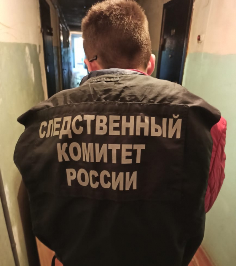 В Ленинском районе 25-летний парень постучал в дверь соседки и умер