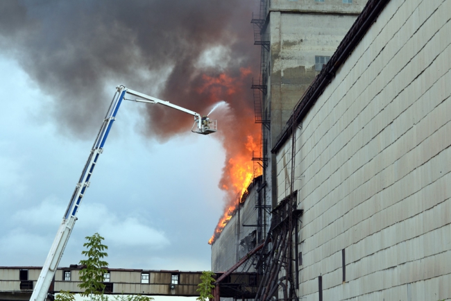 Первый осенний день ознаменовался двумя крупными пожарами в Саратове
