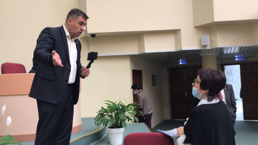 Коммунисты устроили скандал в Саратовской думе из-за технического сбоя при голосовании