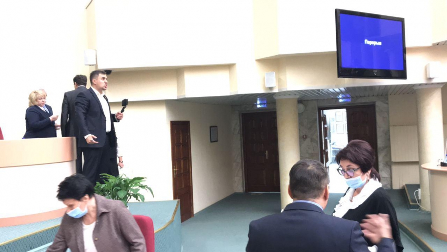 Коммунисты устроили скандал в Саратовской думе из-за технического сбоя при голосовании