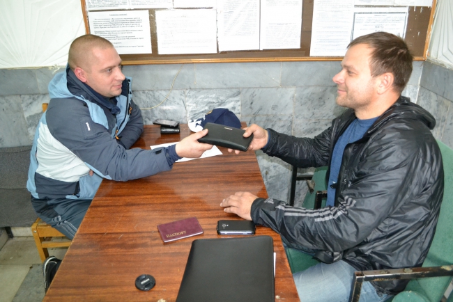 Добросовестный саратовец вернул кошелек со 155 тыс. рублей