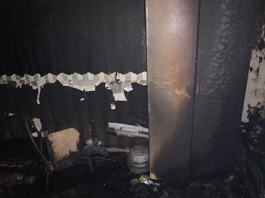 В Саратове женщина задохнулась в подъезде своего дома во время пожара