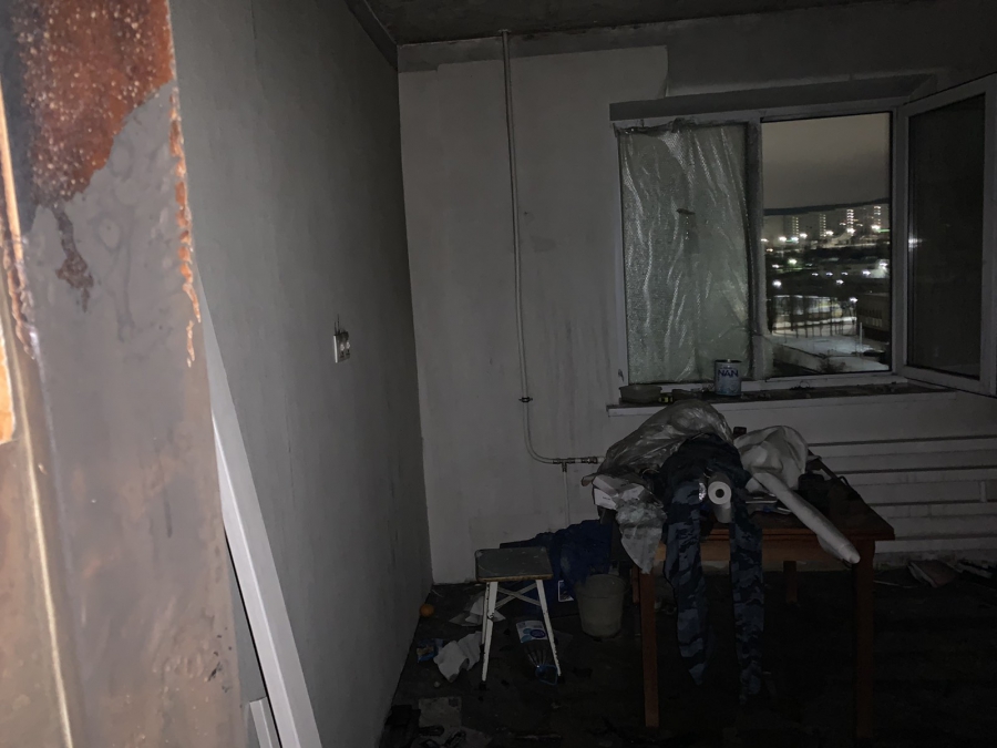 В Саратове женщина задохнулась в подъезде своего дома во время пожара