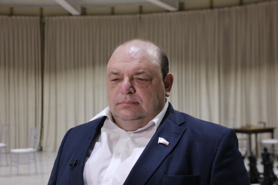 Руководство отеля «Жемчужина» подарило саратовским медикам автомобиль «скорой помощи»