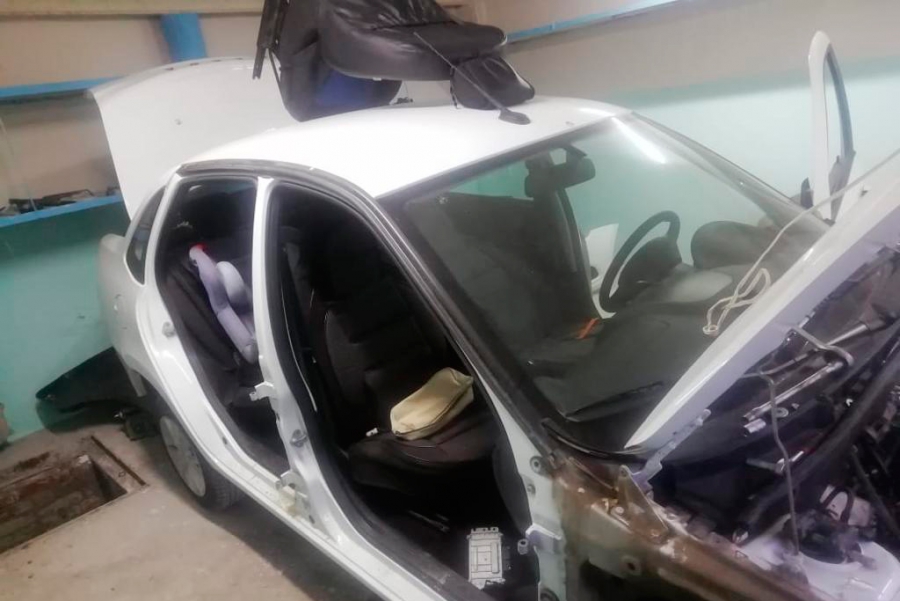 В Балакове горожанин месяц занимался угоном и разборкой автомобилей