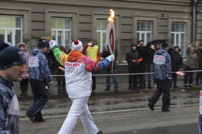 В Саратове стартовала Эстафета олимпийского огня