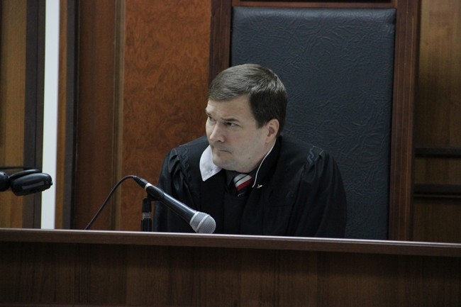 Обвиняемый в двойном убийстве Павел Радзиевский решил сменить адвоката