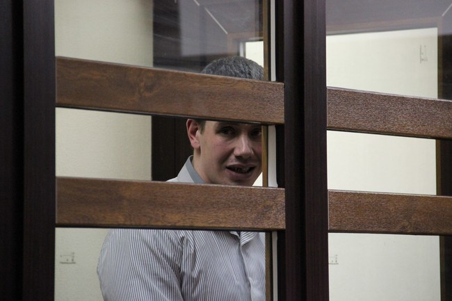 Обвиняемый в двойном убийстве Павел Радзиевский решил сменить адвоката