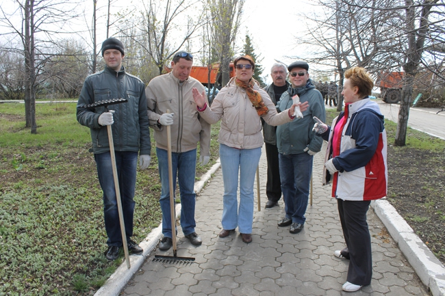 Губернатор «променял» субботник на осмотр дорог